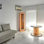 Los Remedios Deluxe Apartment